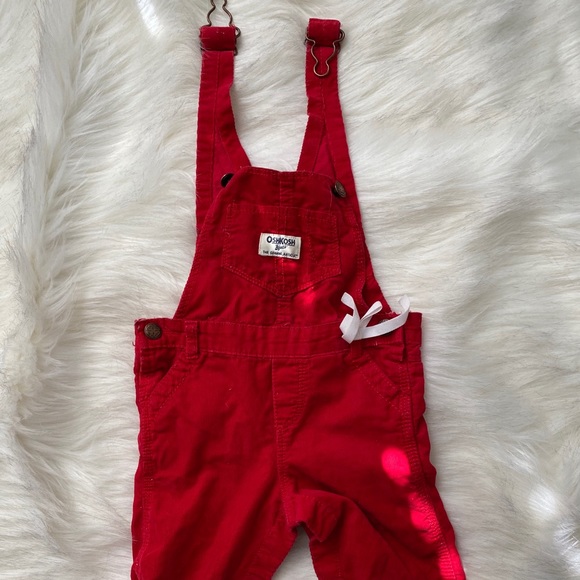 Adorable red corduroy overalls - 12 mns - Picture 1 of 3